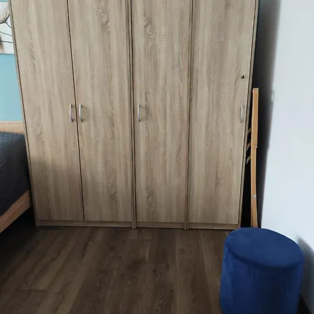 Apartman 108 *